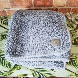 UGG Hooded Kids Blanket